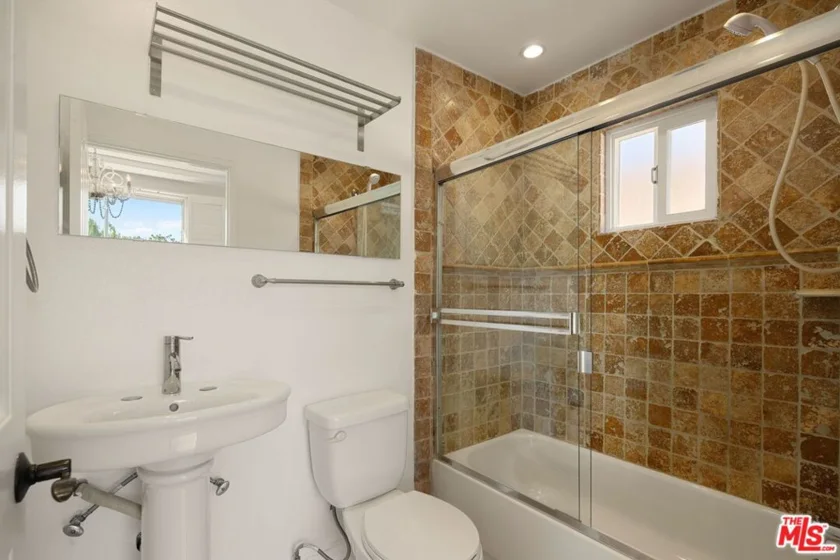 4128 Whitsett Avenue #107 photo 5