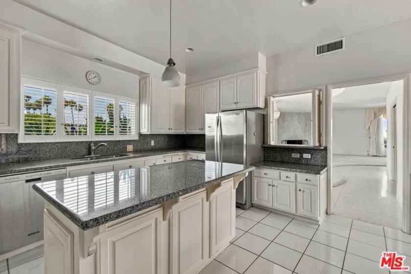 5452 W 57th Street photo 10