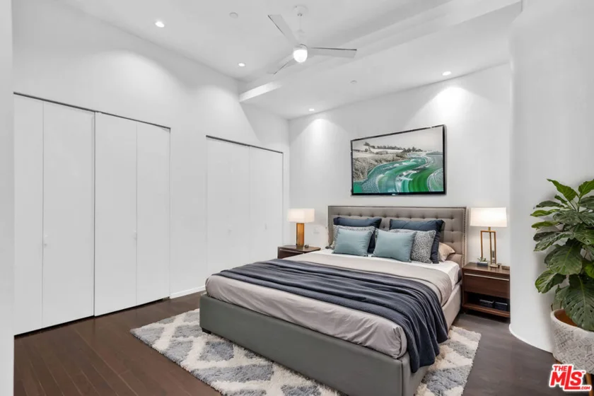 1645 Vine Street #711 photo 10
