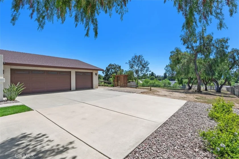 37790 Los Alamos Road photo 8