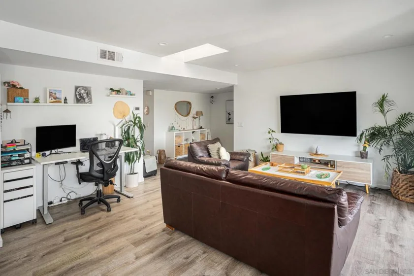 440 Citracado Parkway #14 photo 4