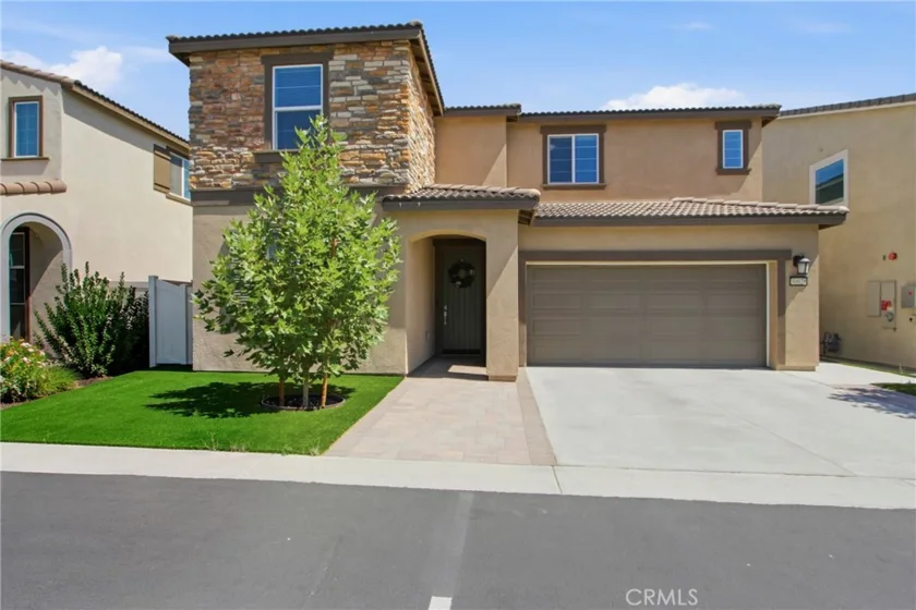 30028 Arroyo Springs photo 1