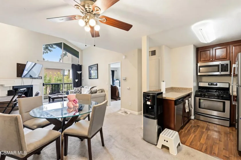 21400 Burbank Boulevard #306 photo 6