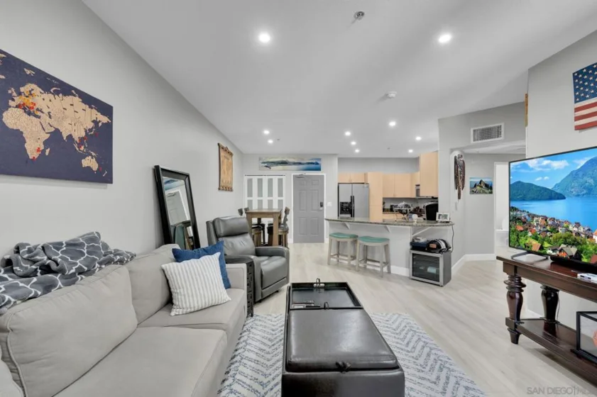 1501 Front Street #527 photo 9