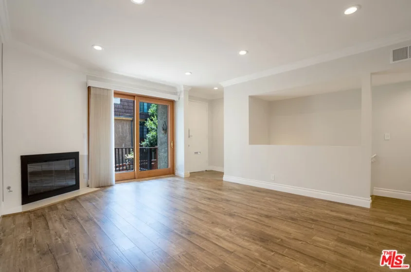 4368 W 8th Street #17 photo 16
