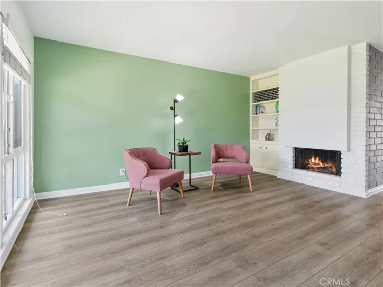 1159 E 1st photo 9
