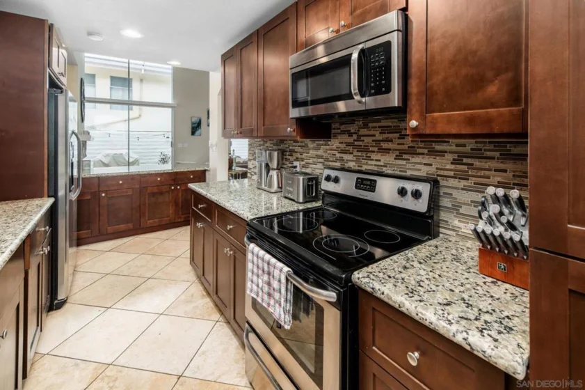 2544 Navarra Drive #4 photo 14