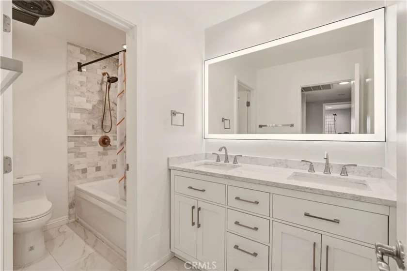 4542 Willis Avenue #302 photo 27