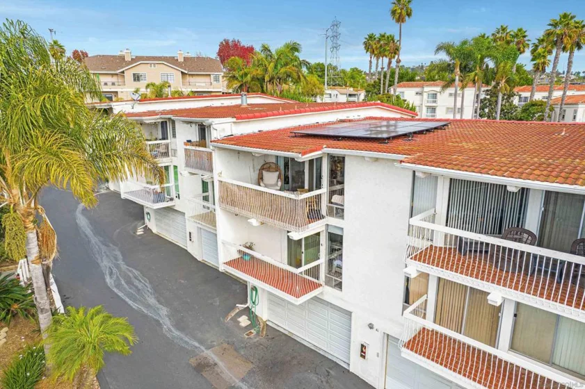 2311 Caringa Way photo 33