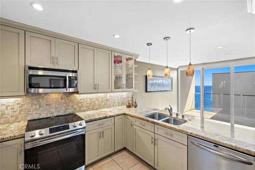 1585 S Coast #65 photo 7