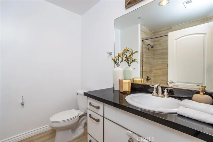 431 N Los Robles Avenue #2 photo 15