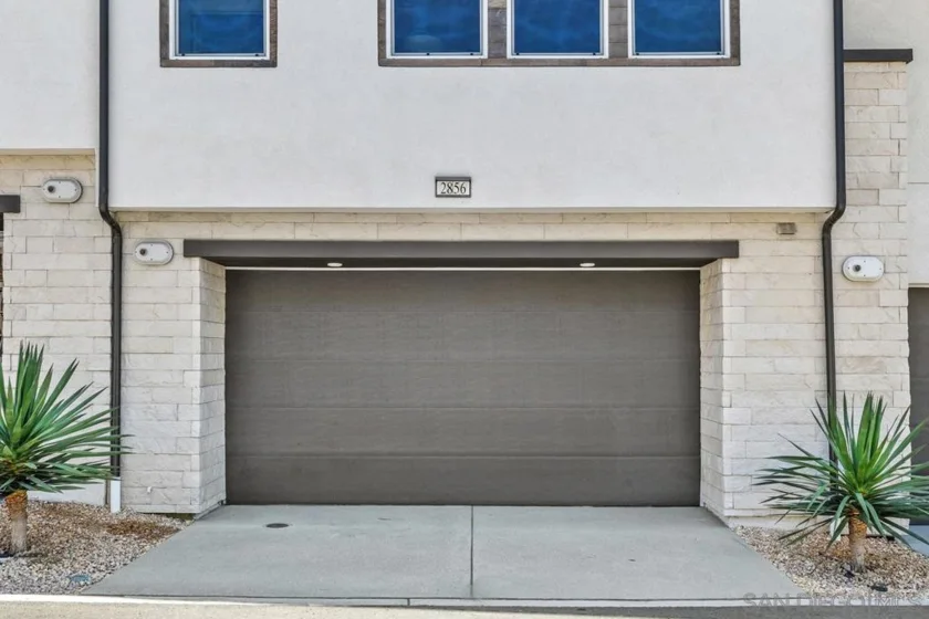 2856 Avella Circle photo 22