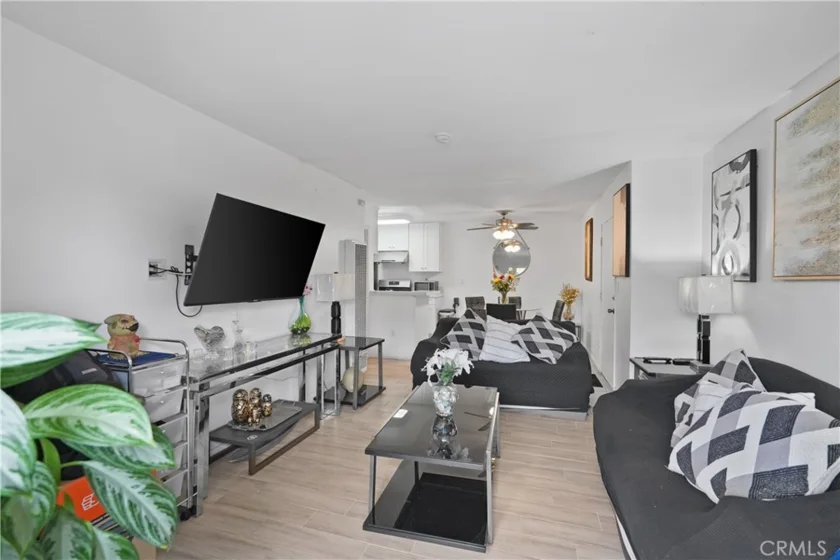 801 S Lyon #A213 photo 10
