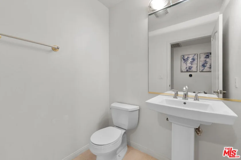 1100 S Clark Drive #203 photo 11