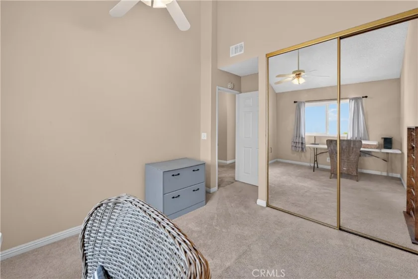 5037 E Almond Avenue #5 photo 27