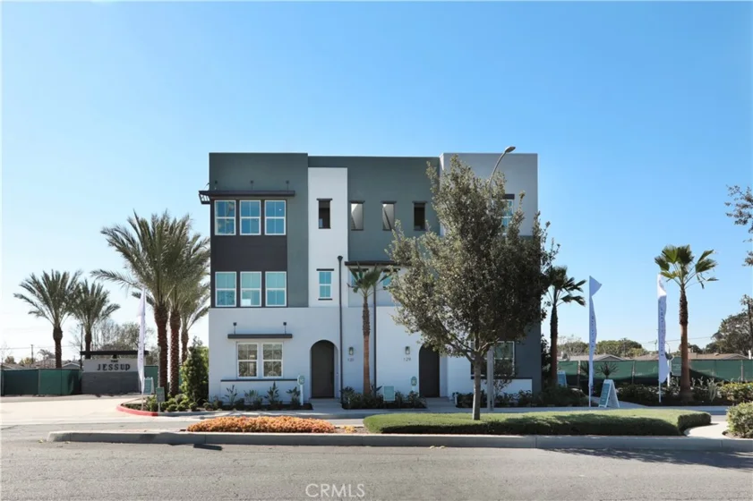 129 Jessup Way photo 1