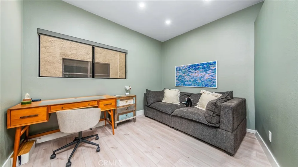 832 Palm Avenue #201 photo 6