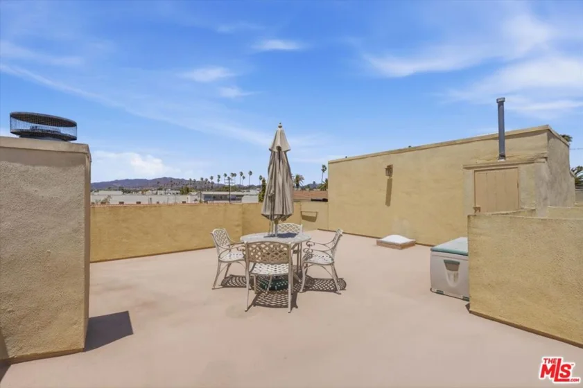 1043 11th Street #3 photo 49