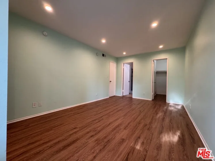 18645 Hatteras Street #263 photo 21