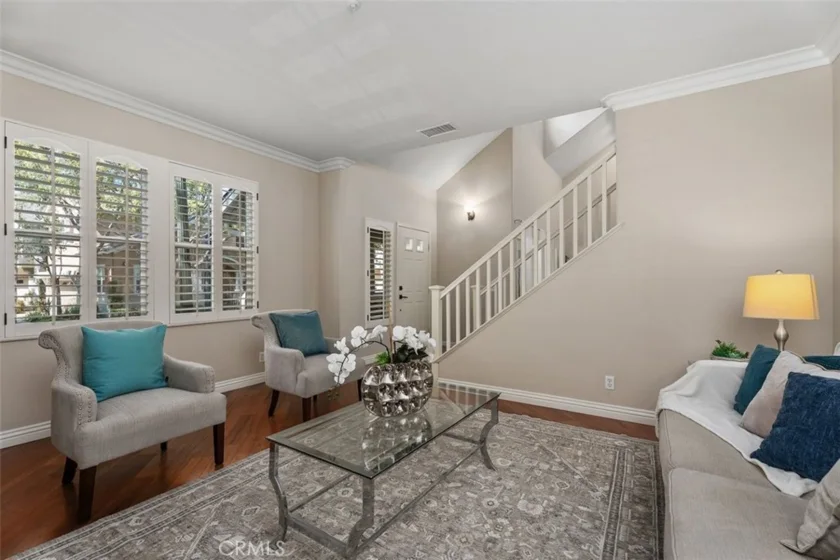 44 Burlingame photo 12