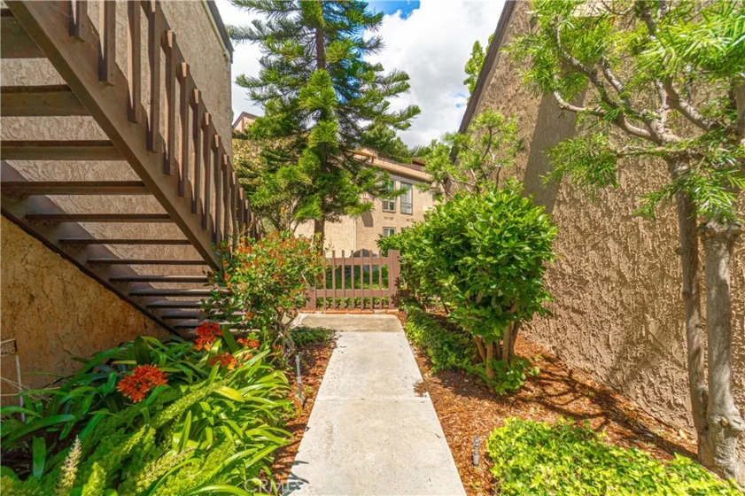 7890 E Spring #14A photo 9