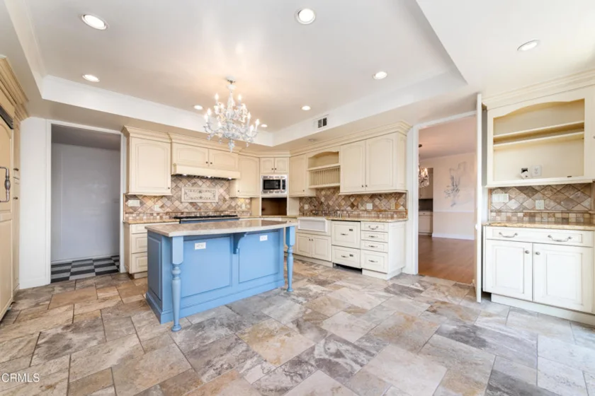 380 S Orange Grove Boulevard #12 photo 6