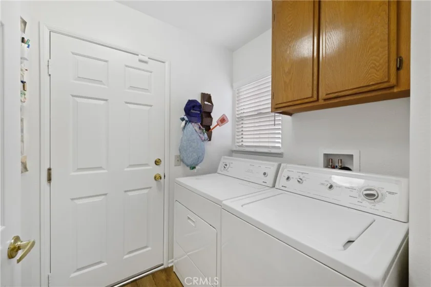 39560 Glenwood Court photo 30