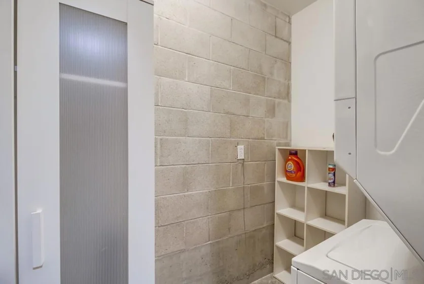 1025 Island #205 photo 14