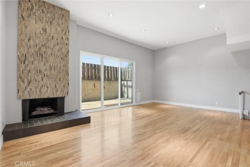 5218 Lindley Avenue #3 photo 21