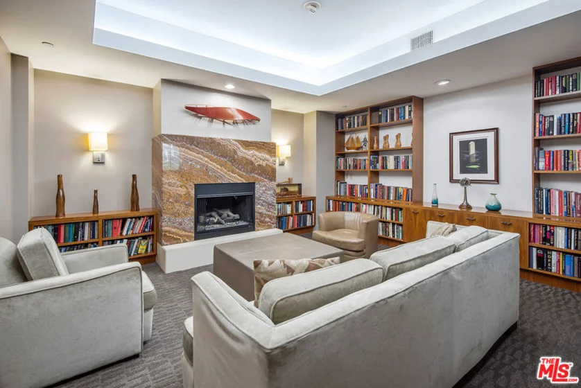 13650 Marina Pointe Drive #404 photo 45