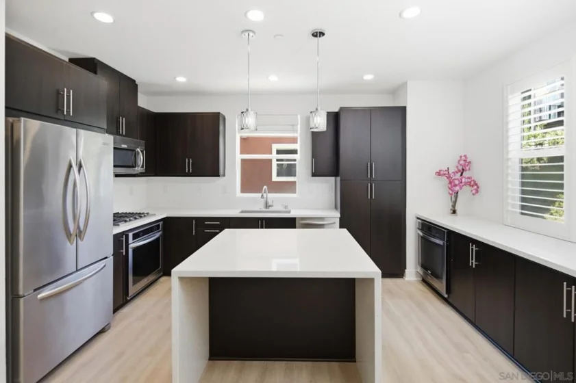 7830 Inception Way photo 1