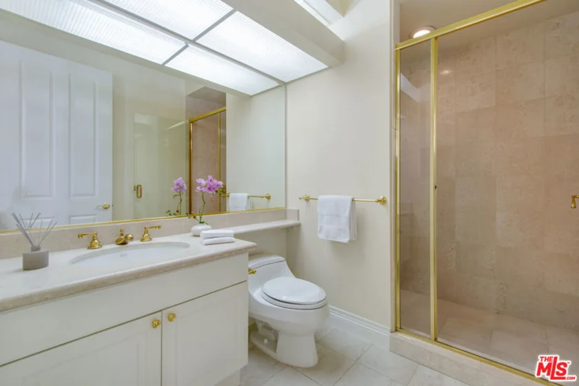 11847 Gorham Avenue #403 photo 30
