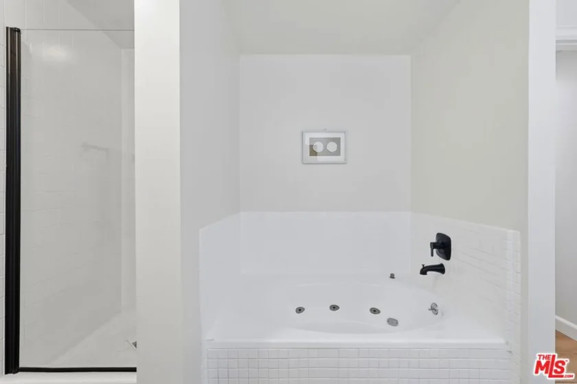 828 S Bedford Street #202 photo 14