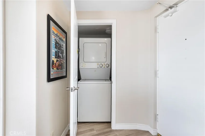 700 E Ocean Boulevard #1206 photo 35