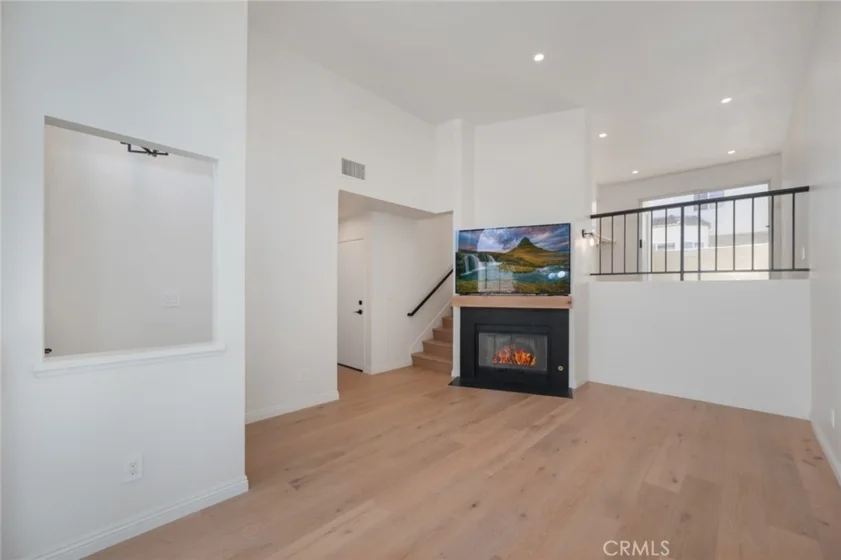 5455 Sylmar Avenue #2103 photo 2