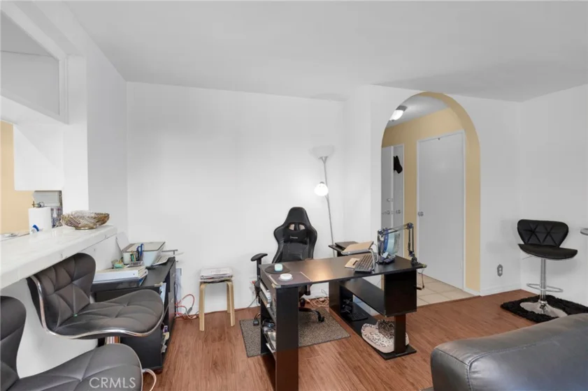 1311 S Grand #10 photo 22