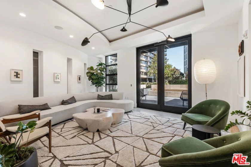 10777 Wilshire Boulevard #201 photo 8