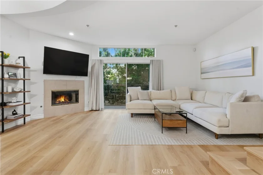 5107 Coldwater Canyon #14 photo 1