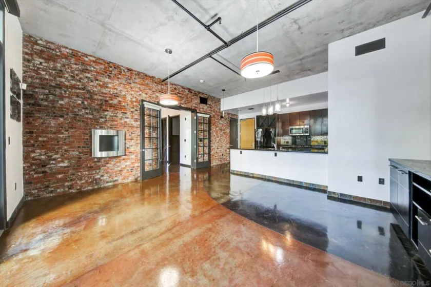 1050 Island #211 photo 19
