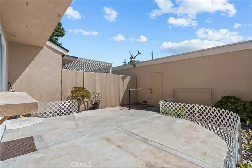 2901 S Sycamore #B photo 28