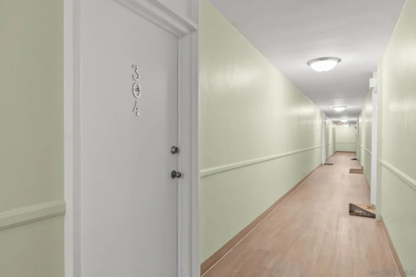 1907 Robinson Avenue #304 photo 13
