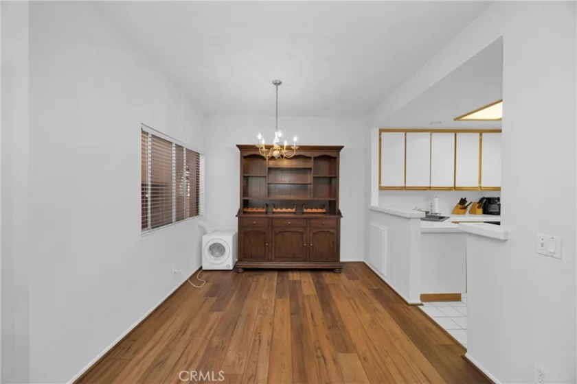 290 Villa Point Drive photo 10