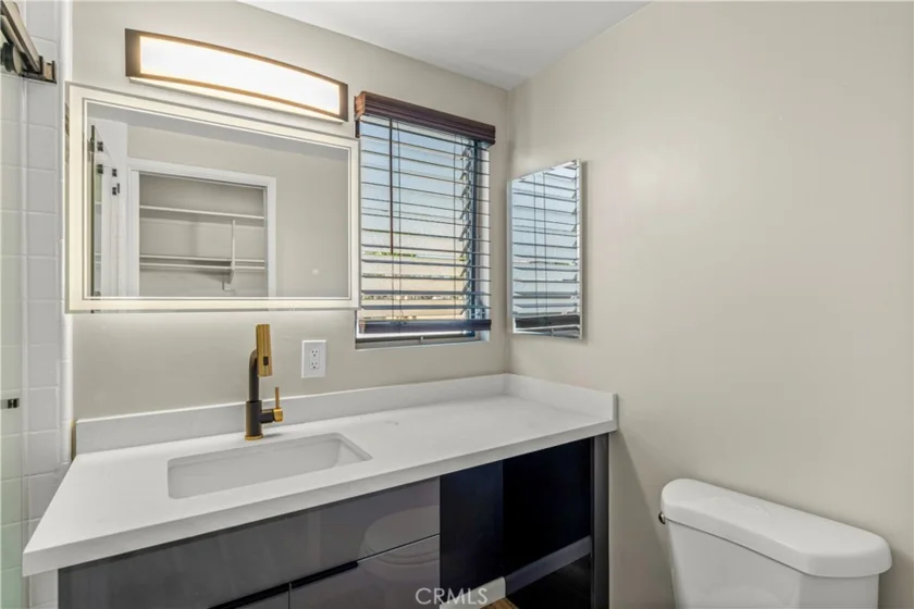401 W 5th Street #3B photo 26
