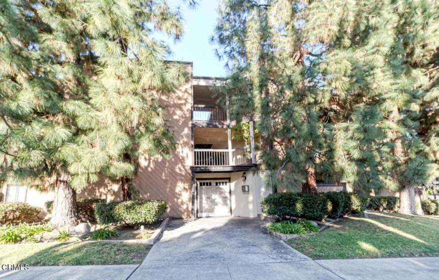 1745 Holly Drive #301 photo 1