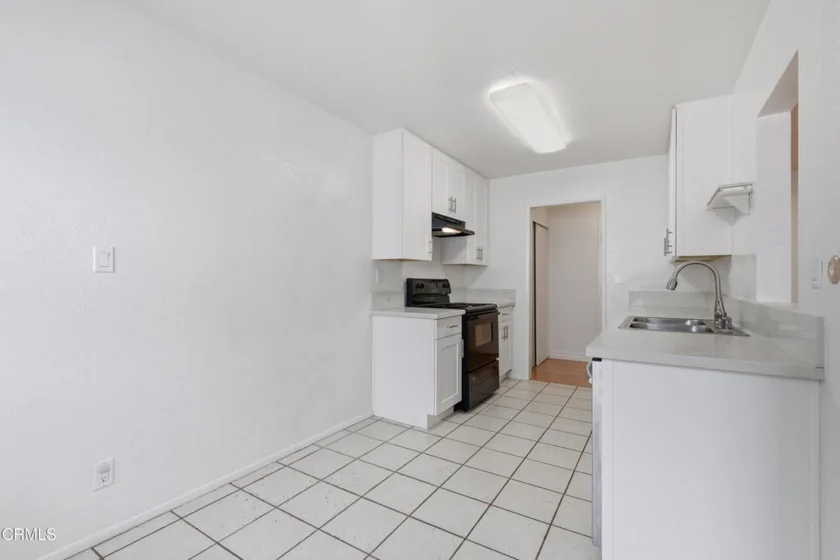 2386 E Del Mar Boulevard #220 photo 10