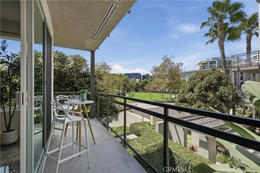 43 Gramercy photo 9