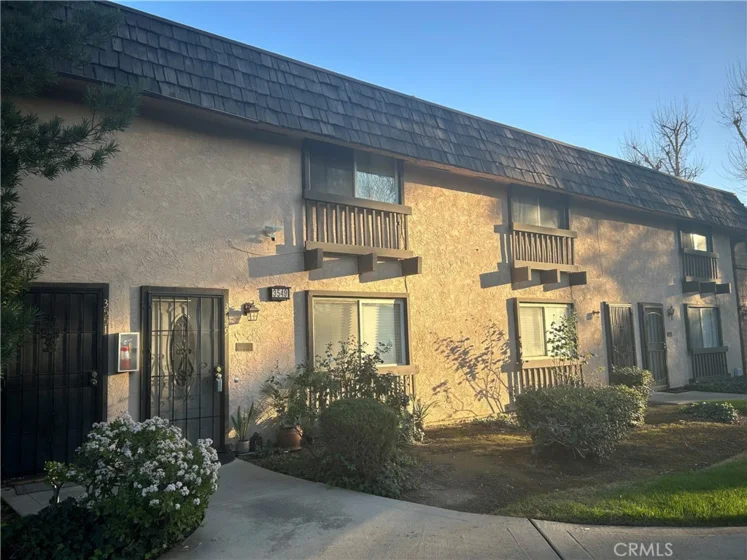 3549 Polk photo 1