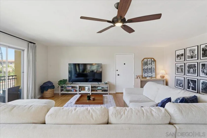 5367 La Jolla #Unit 52 photo 9