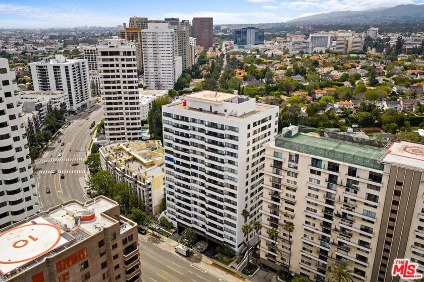 10551 Wilshire Boulevard #403 photo 9