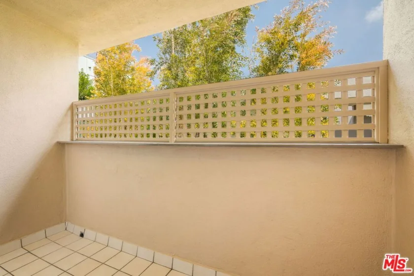 1203 N Sweetzer Avenue #305 photo 10